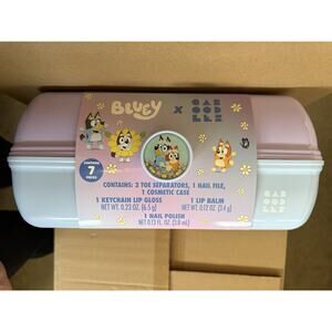 Bluey X Caboodles Makeup Organizer, 12-Piece Cosmetic Set